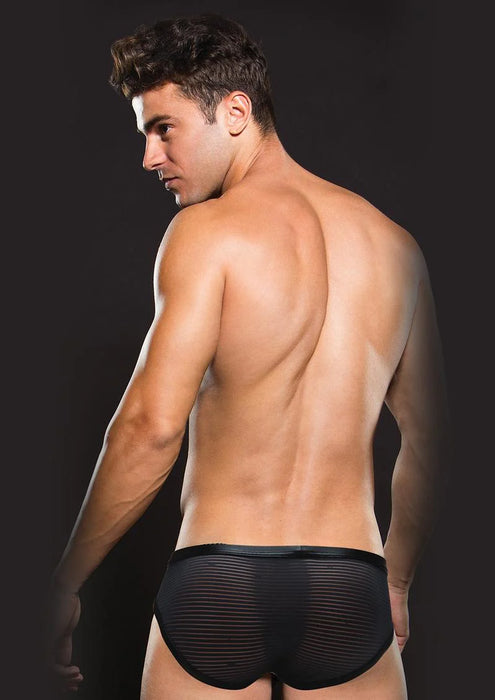 BLE095 ENVY LOCKER ROOM BRIEF
