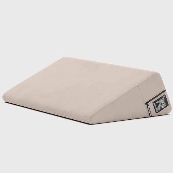 Liberator Wedge, Cream
